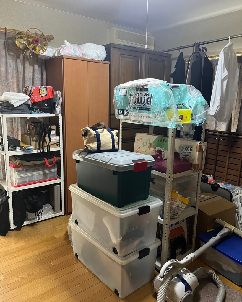 納戸　BEFORE